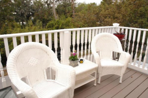 Victorian Luxury One Bedroom Apartment